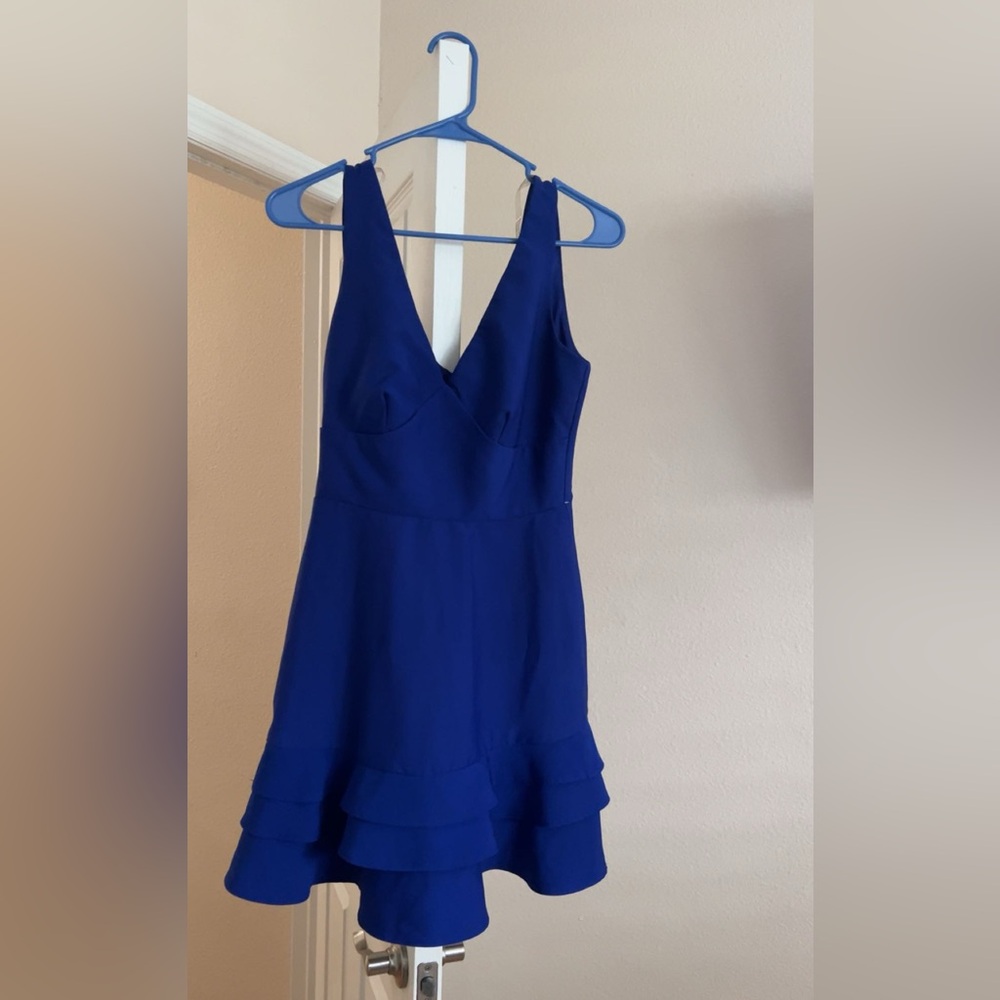 Elegant Blue Sleeveless Dress